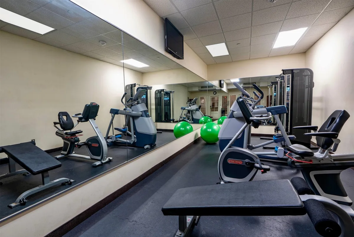 Wyndham Garden Baronne Plaza New Orleans — 4