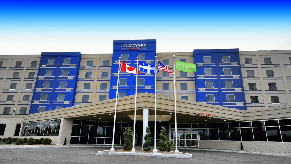 Courtyard by Marriott Montreal West Island/Baie D’Urfe — 4