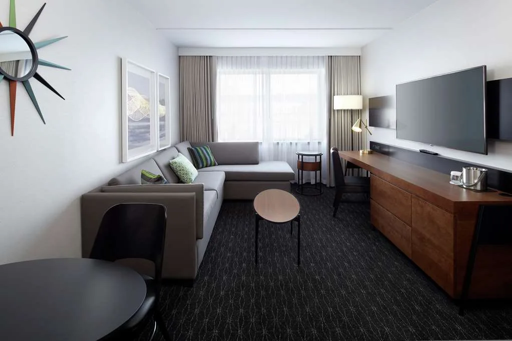 DoubleTree by Hilton Montreal Airport — 3