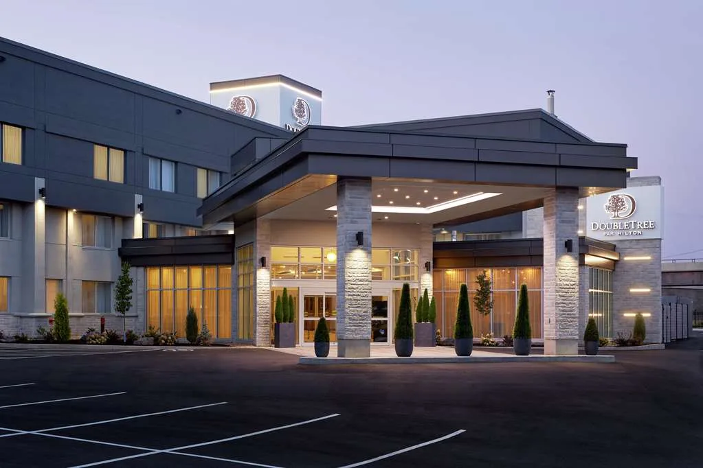 DoubleTree by Hilton Montreal Airport — 4