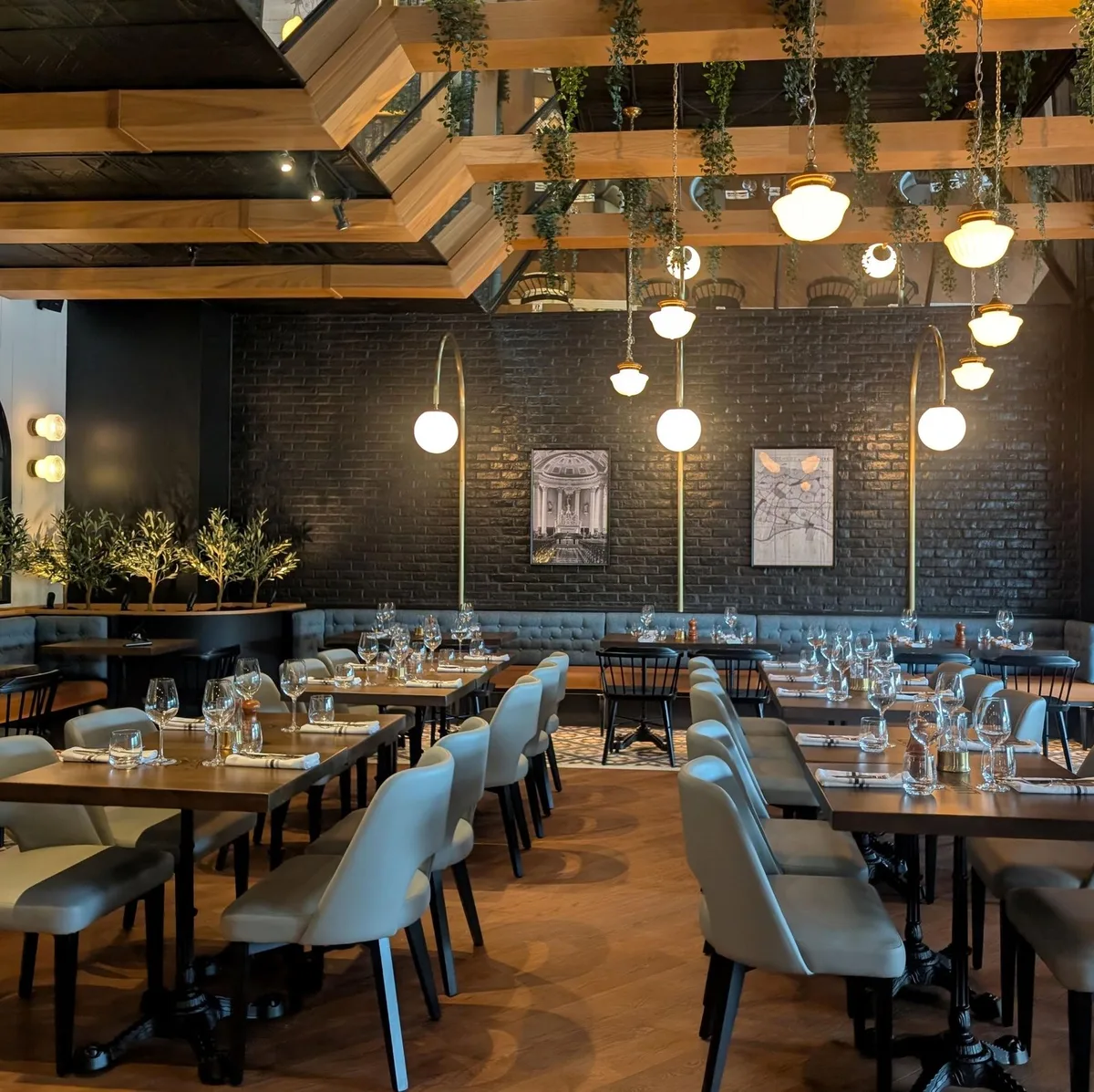 Holiday Inn Laval - Montreal by IHG