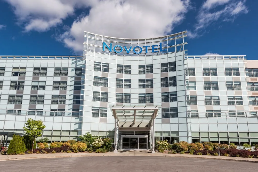 Novotel Montreal Airport — 3