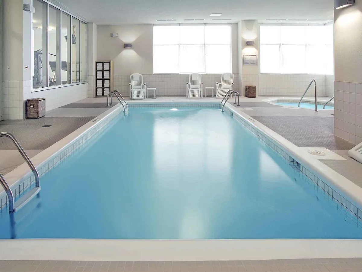 Novotel Montreal Airport — 4