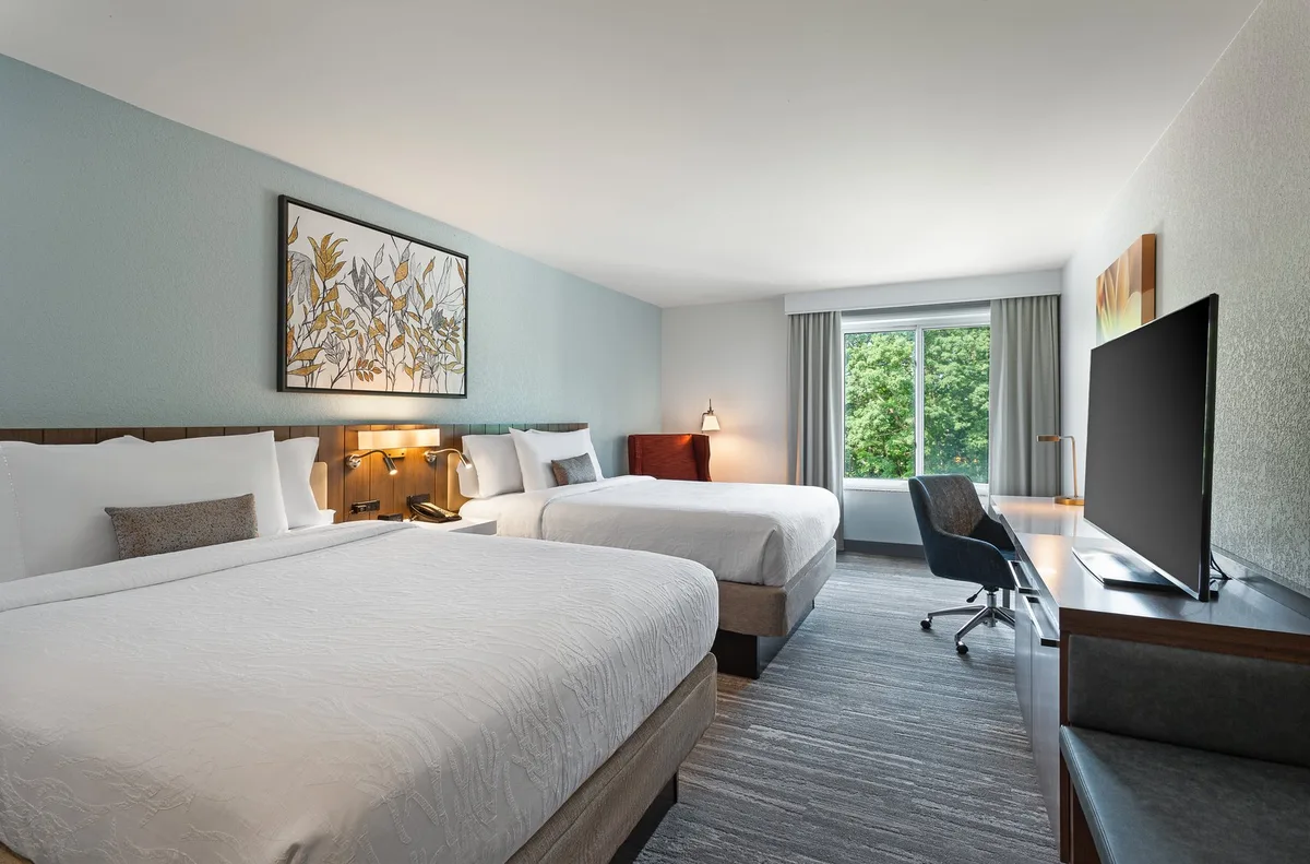 Hilton Garden Inn Melville — 2