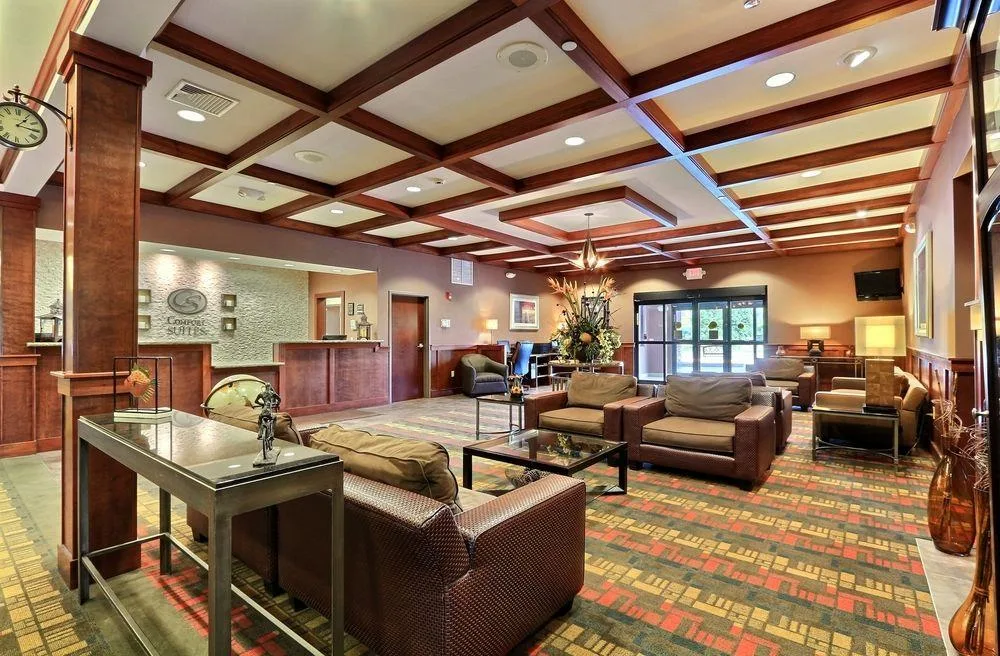 Comfort Suites Grand Rapids North — 3