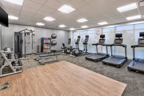 Fairfield by Marriott Inn & Suites Grand Rapids North — 5