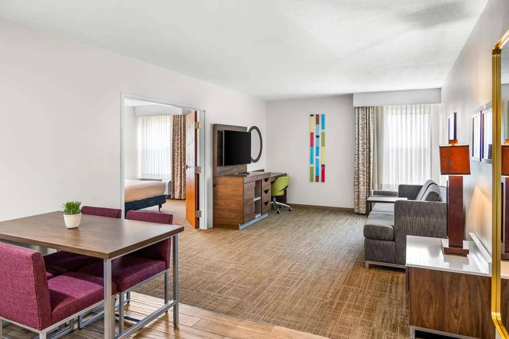 Hampton Inn Grand Rapids-North — 3