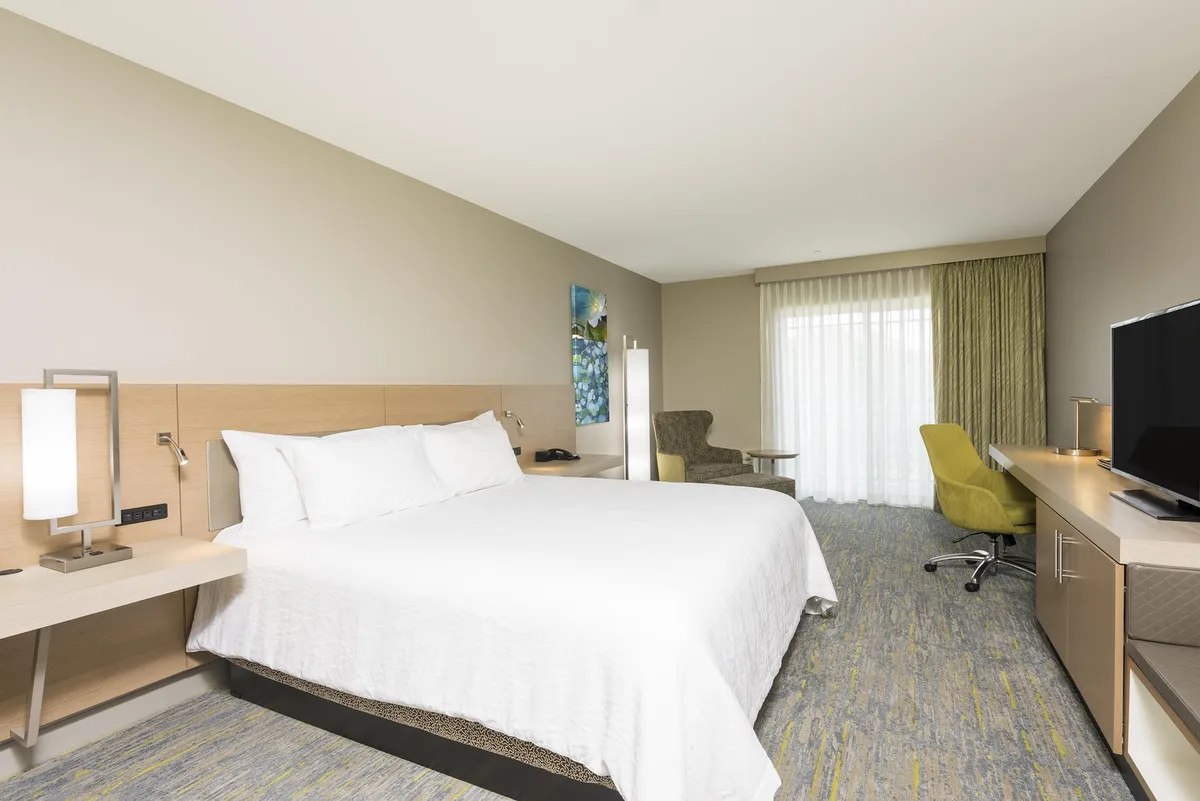 Hilton Garden Inn Grand Rapids East — 4