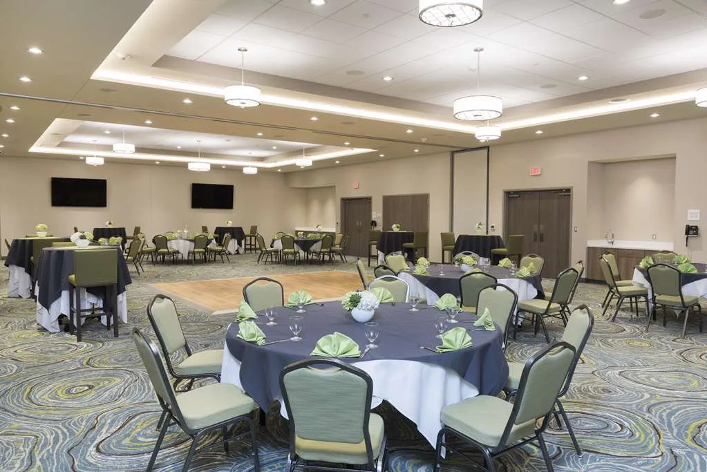 Hilton Garden Inn Grand Rapids East — 5