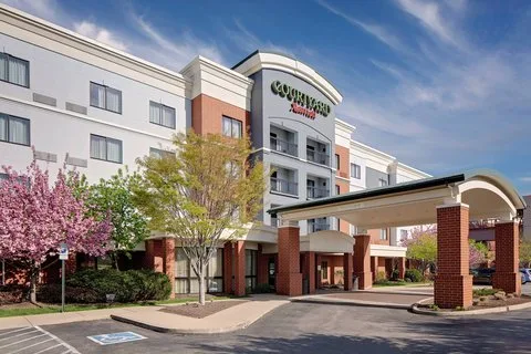 Courtyard by Marriott Pittsburgh West Homestead/Waterfront — 3