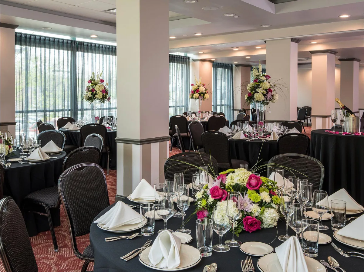 Hotel Indigo Pittsburgh East Liberty by IHG — 4
