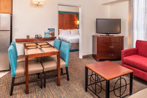 Residence Inn by Marriott Pittsburgh North Shore — 4