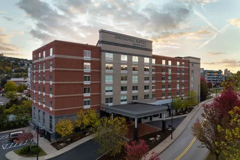 SpringHill Suites by Marriott Pittsburgh Southside Works — 3