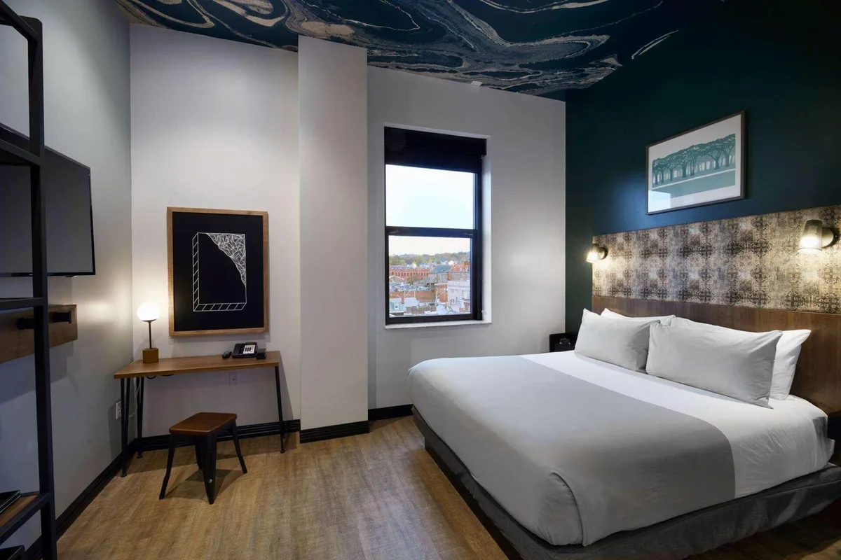 TRYP by Wyndham Pittsburgh/Lawrenceville Boutique Hotel