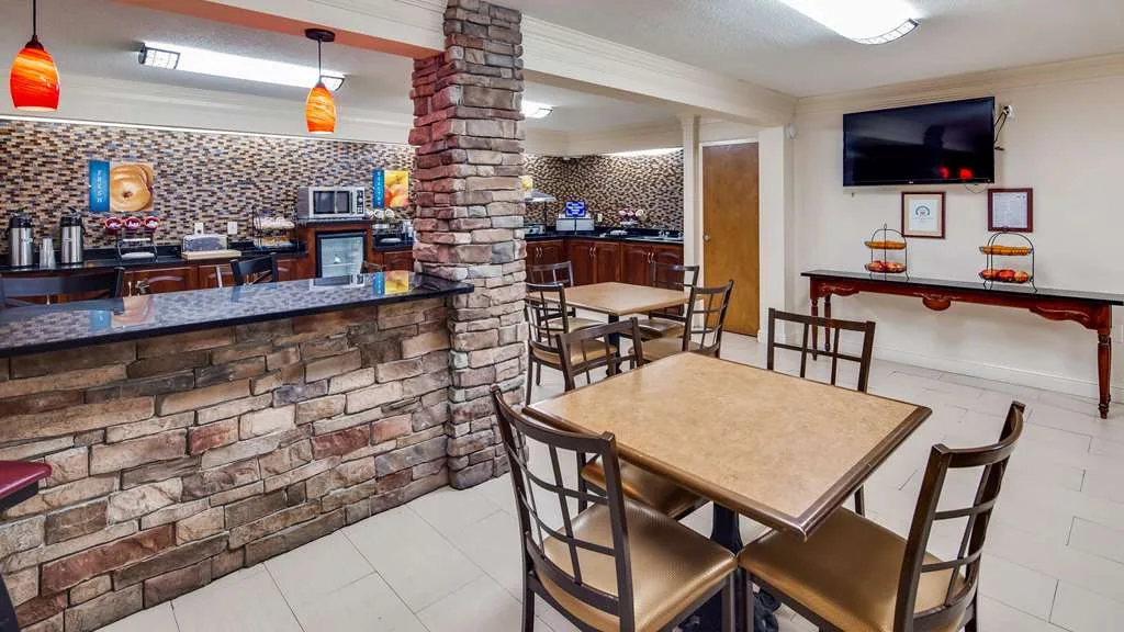 Best Western Inn & Suites of Macon — 2