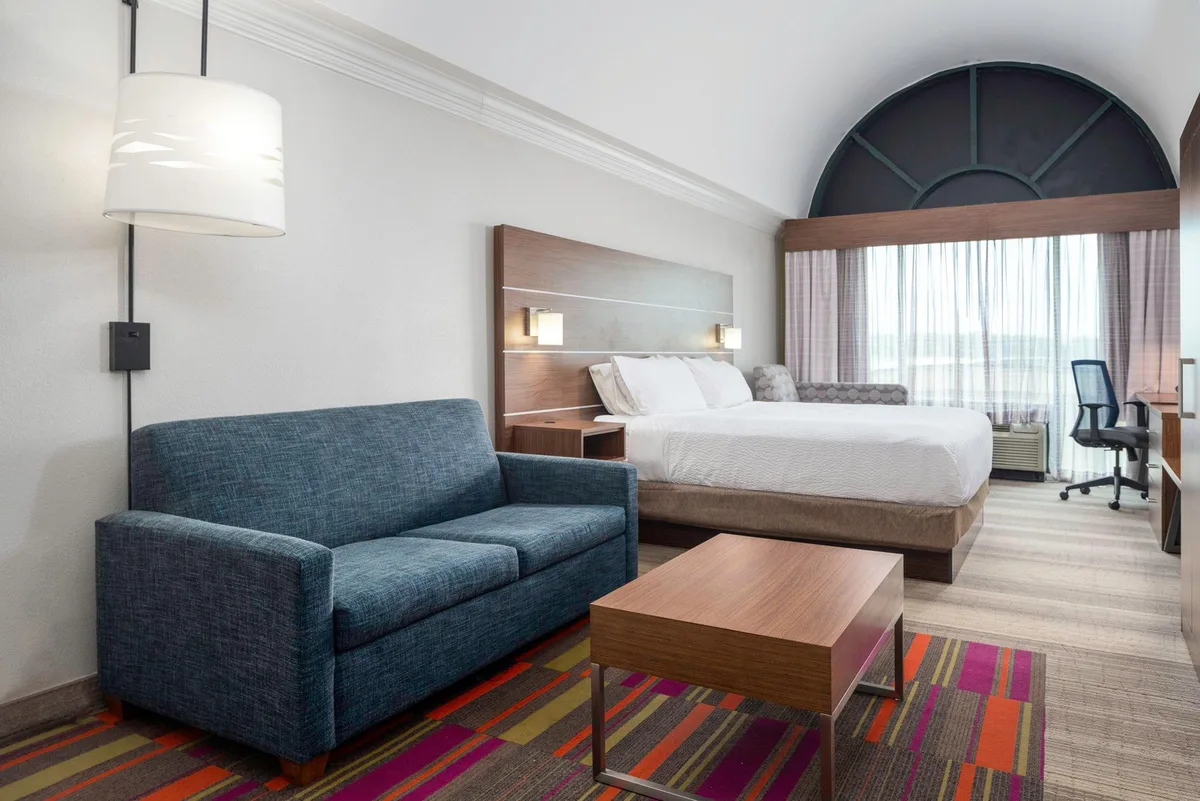 Holiday Inn Express & Suites Macon - I-475 by IHG — 2