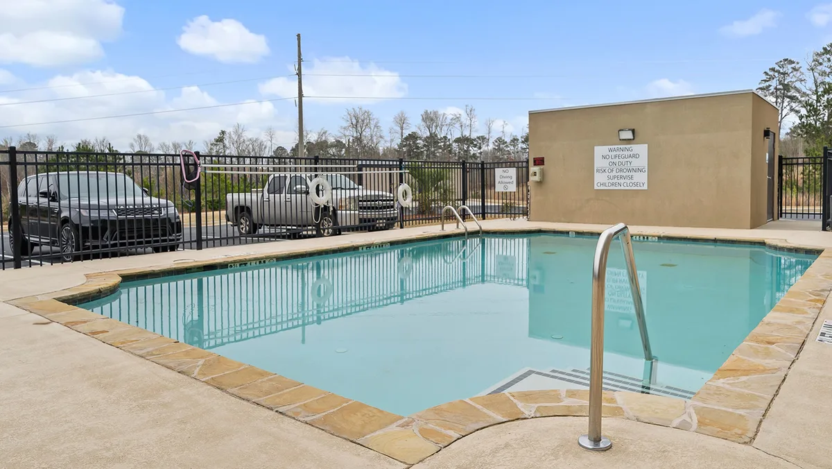 Holiday Inn Express & Suites Macon North by IHG — 3