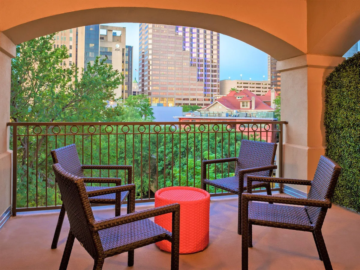 Hotel Indigo San Antonio-Riverwalk by IHG — 4