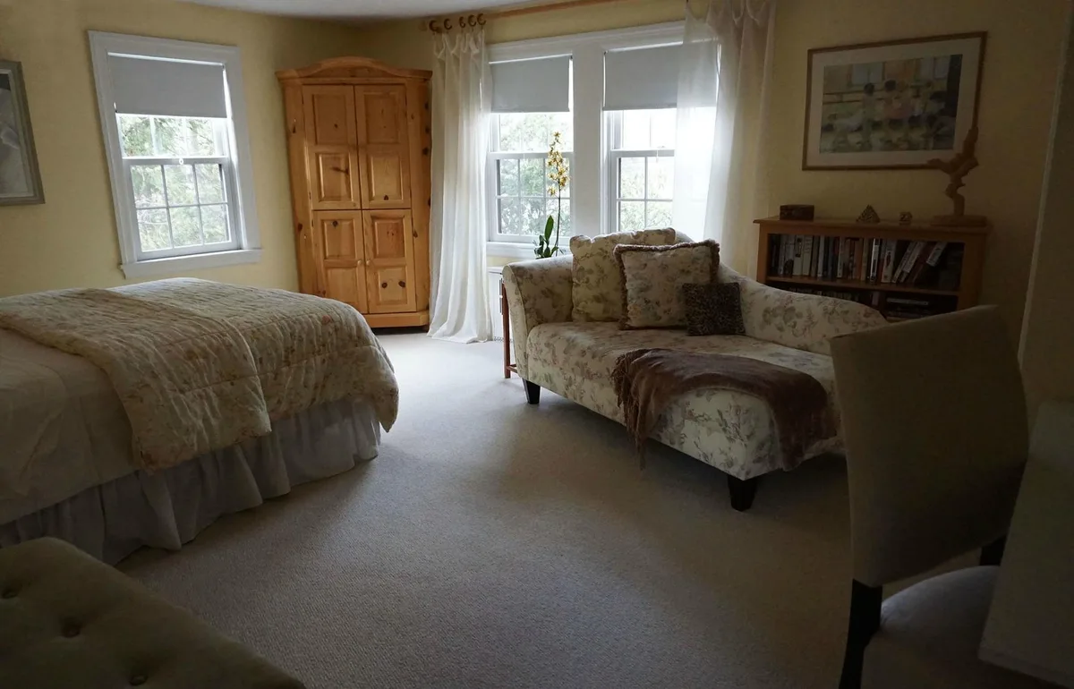 Alderwood Bed & Breakfast — 5