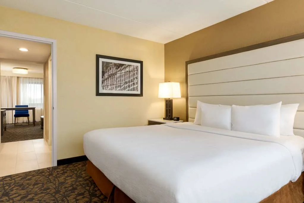 Embassy Suites by Hilton Boston Waltham