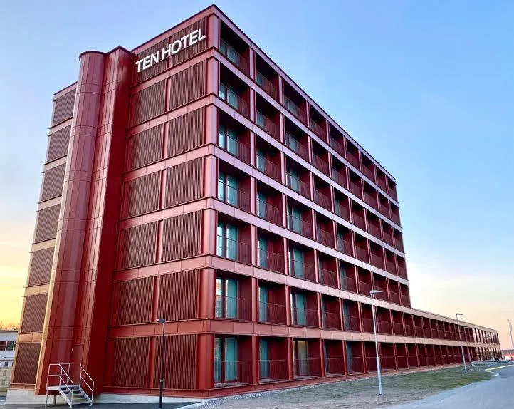 Best Western Plus TEN Hotel — 5