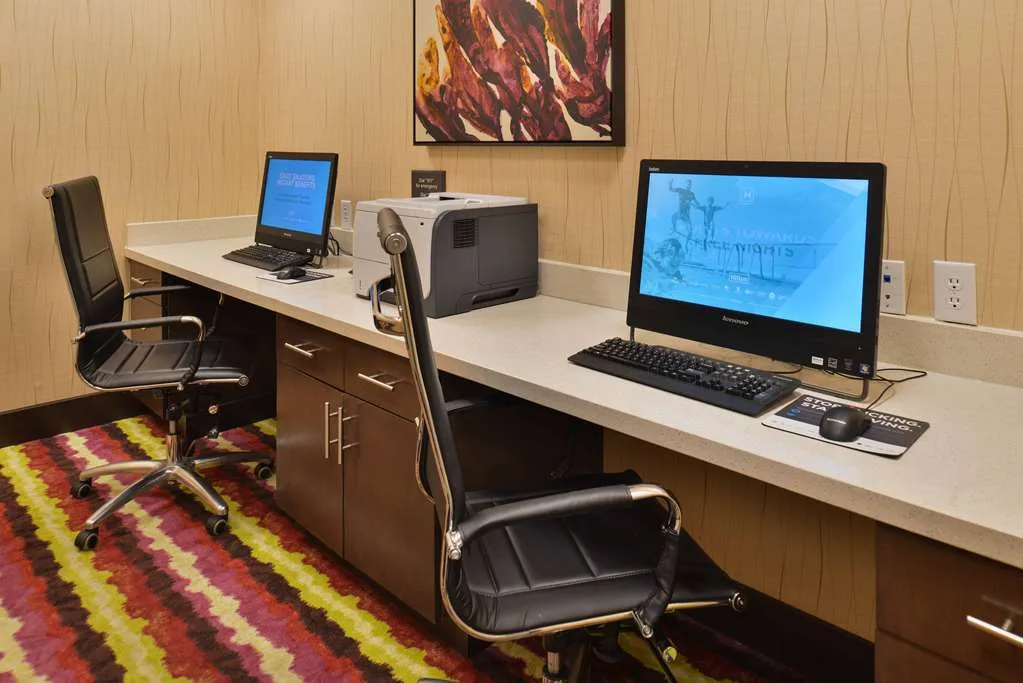Hampton Inn & Suites Dallas Market Center — 5
