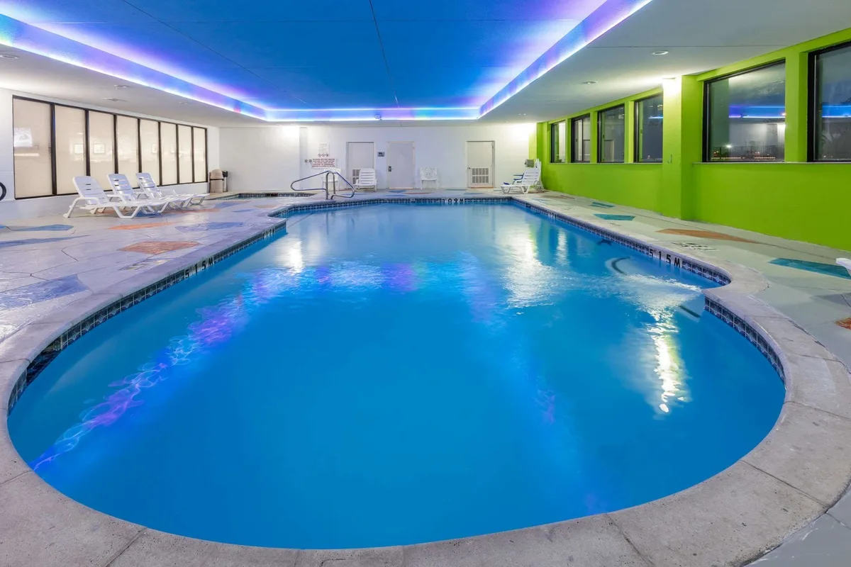 Wingate by Wyndham Dallas Love Field — 3