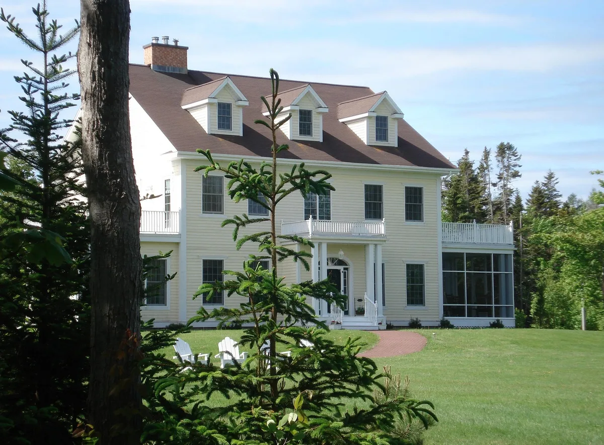 Maplehurst Properties