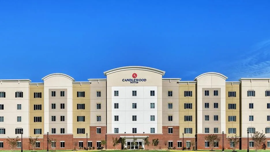 Candlewood Suites Building 2250 — 4