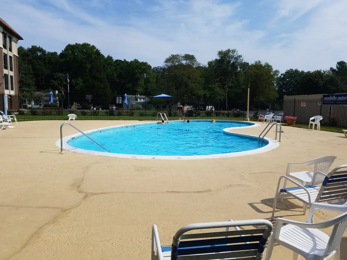 Comfort Inn and Suites Aberdeen near APG — 4