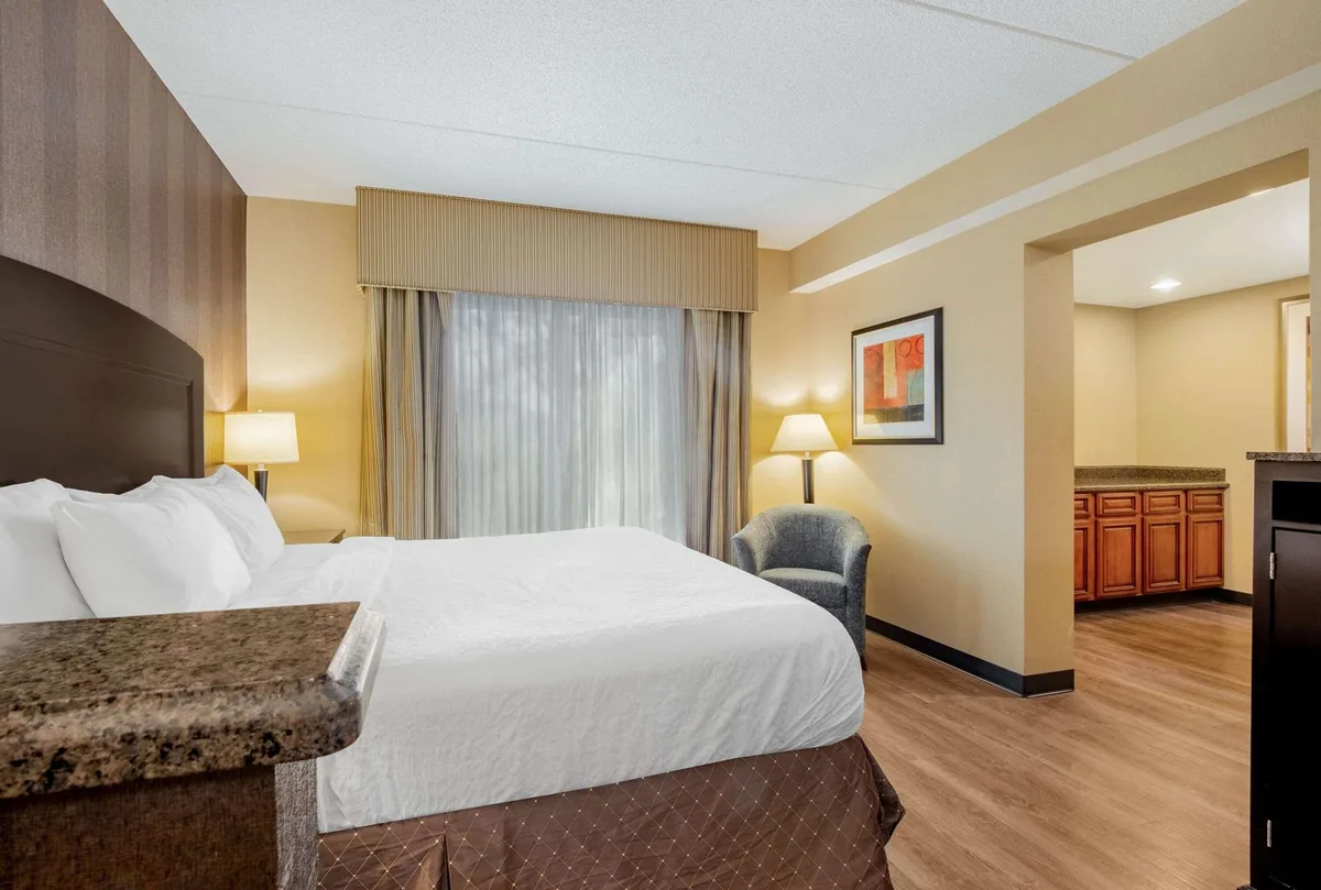 La Quinta Inn & Suites by Wyndham Bel Air/I-95 Exit 77A — 2