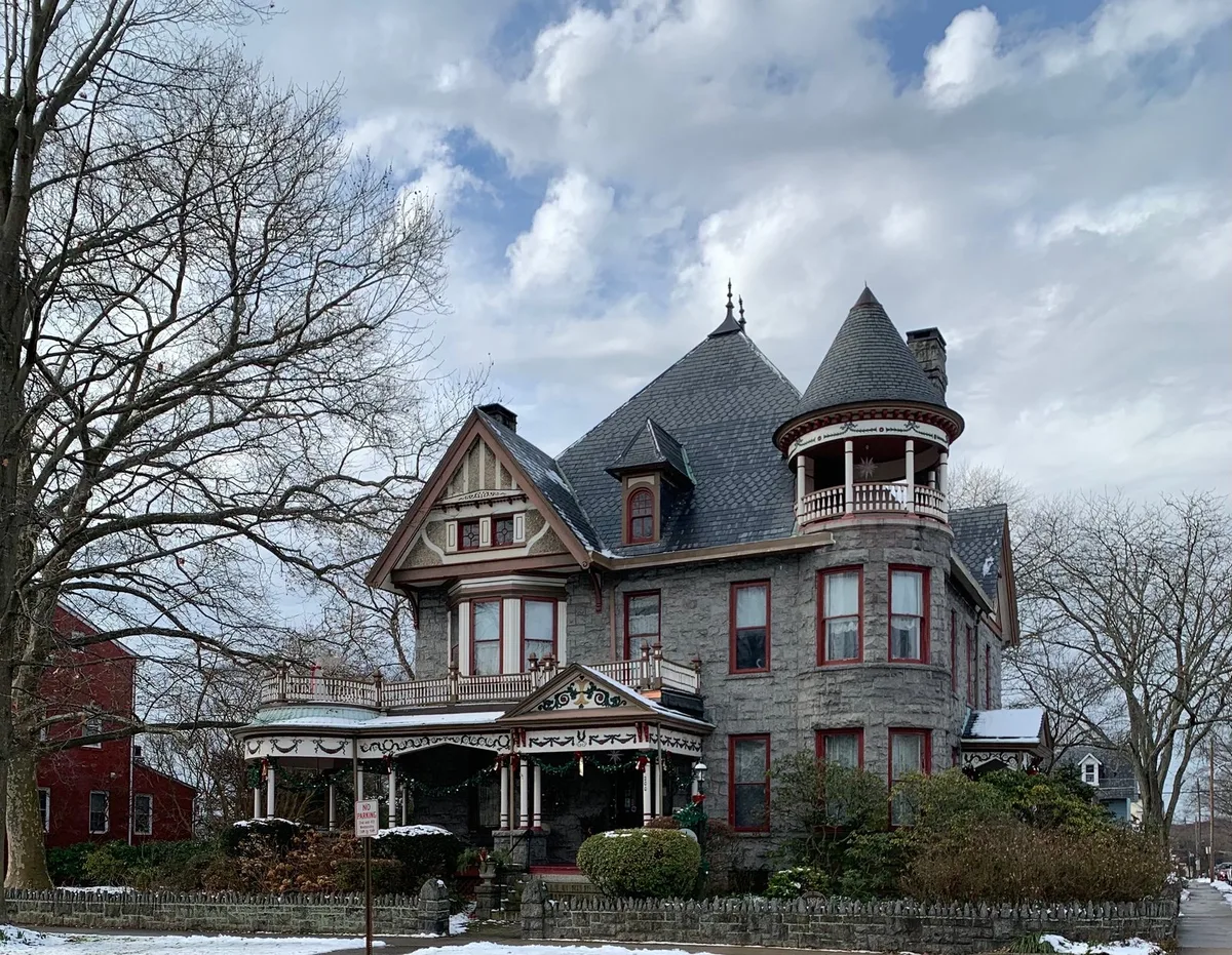 Spencer Silver Mansion — 2