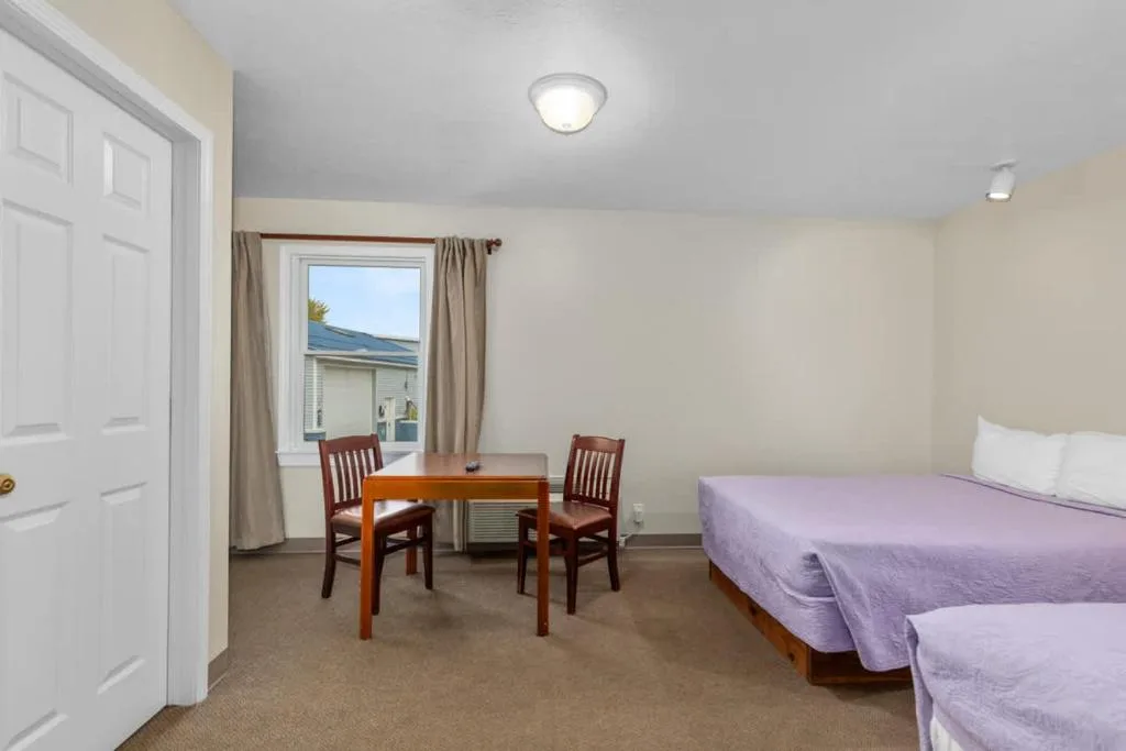 Cozy Stay in Lake City- 2 Double Beds suite