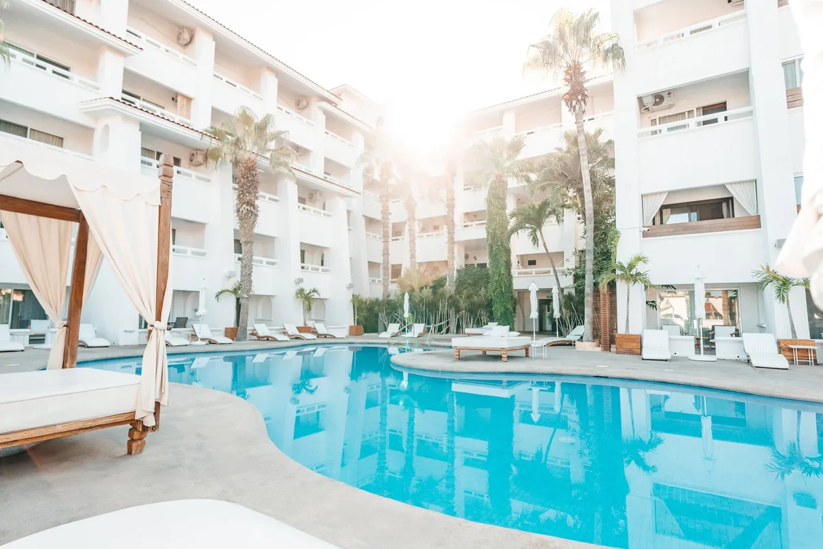 Bahia Hotel & Beach House — 4