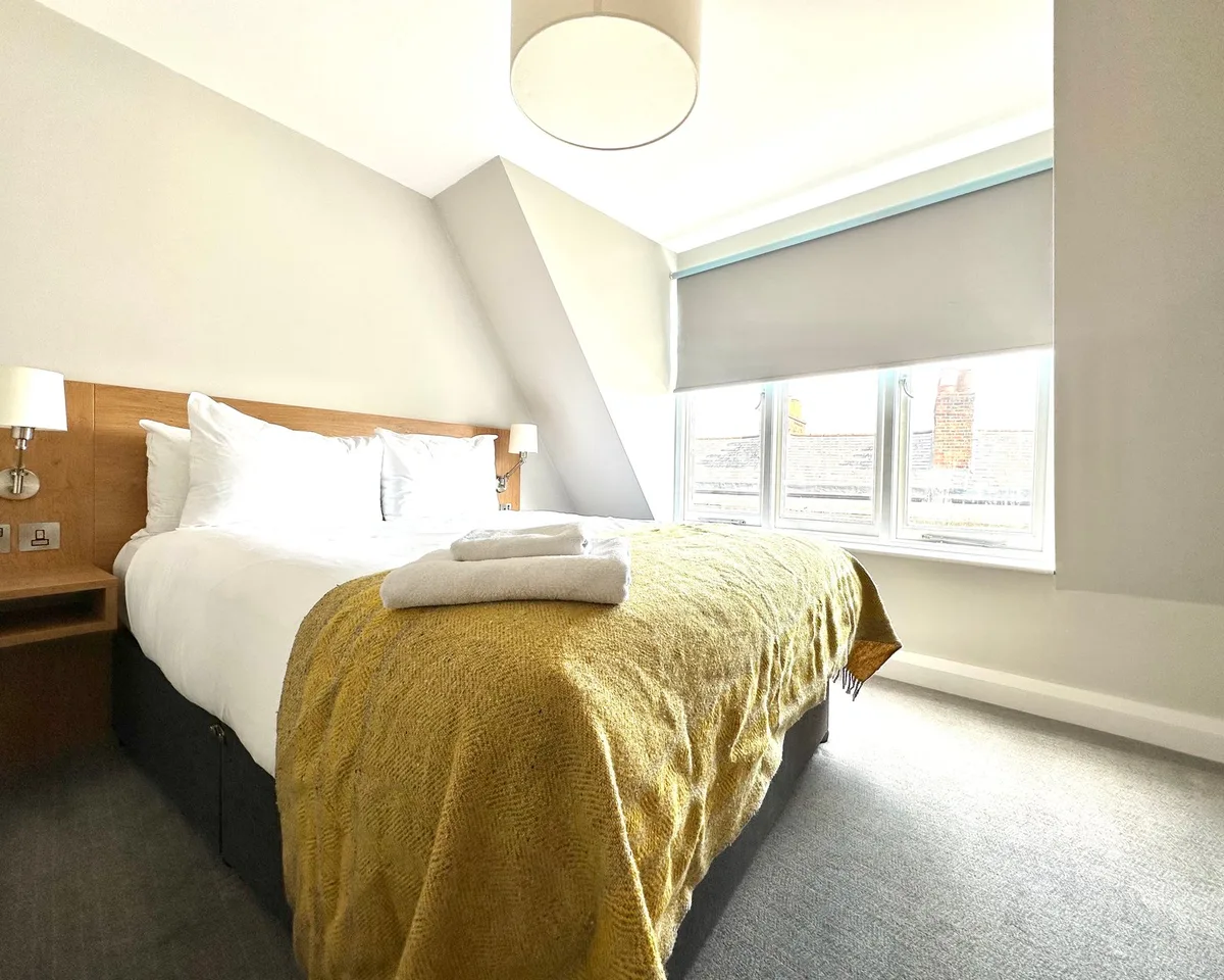 PREMIER SUITES - Serviced Apartments Reading