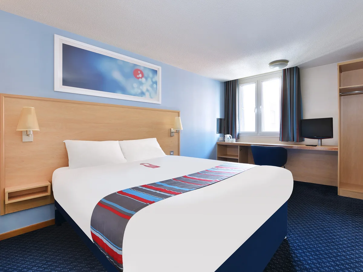 Travelodge Reading M4 Eastbound — 3