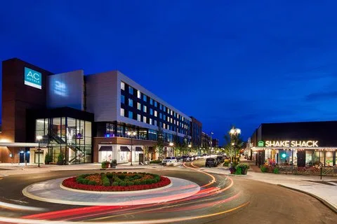 AC Hotel Cleveland Beachwood — 3