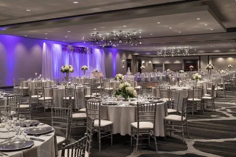 Cleveland Marriott East — 5
