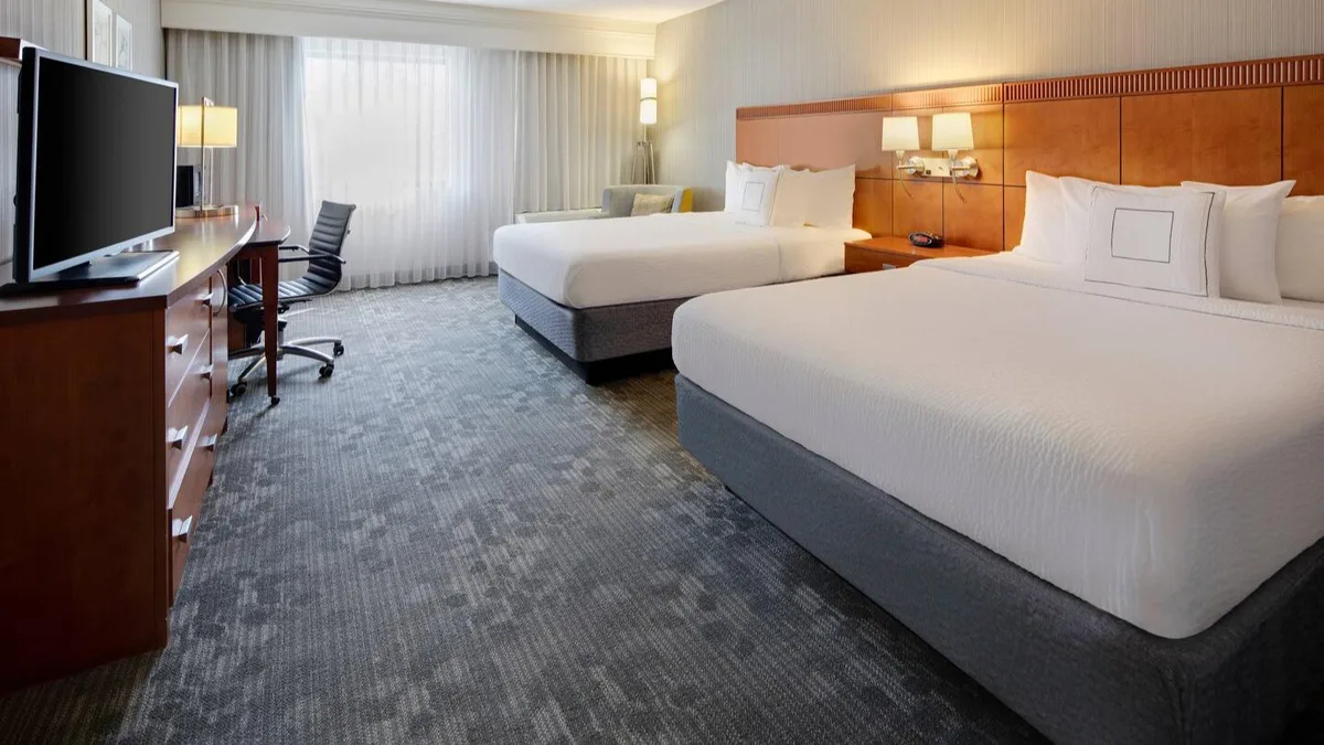 Courtyard by Marriott Cleveland Beachwood