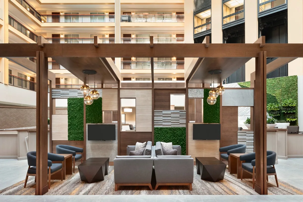 Embassy Suites by Hilton Cleveland Rockside