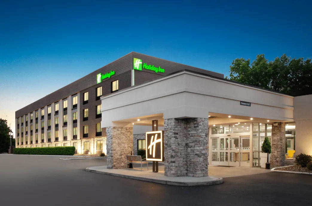 Holiday Inn Cleveland-Mayfield by IHG — 4