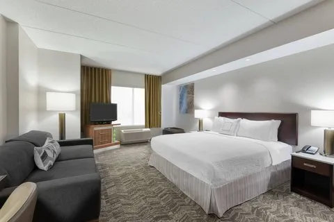 SpringHill Suites by Marriott Cleveland Solon — 3
