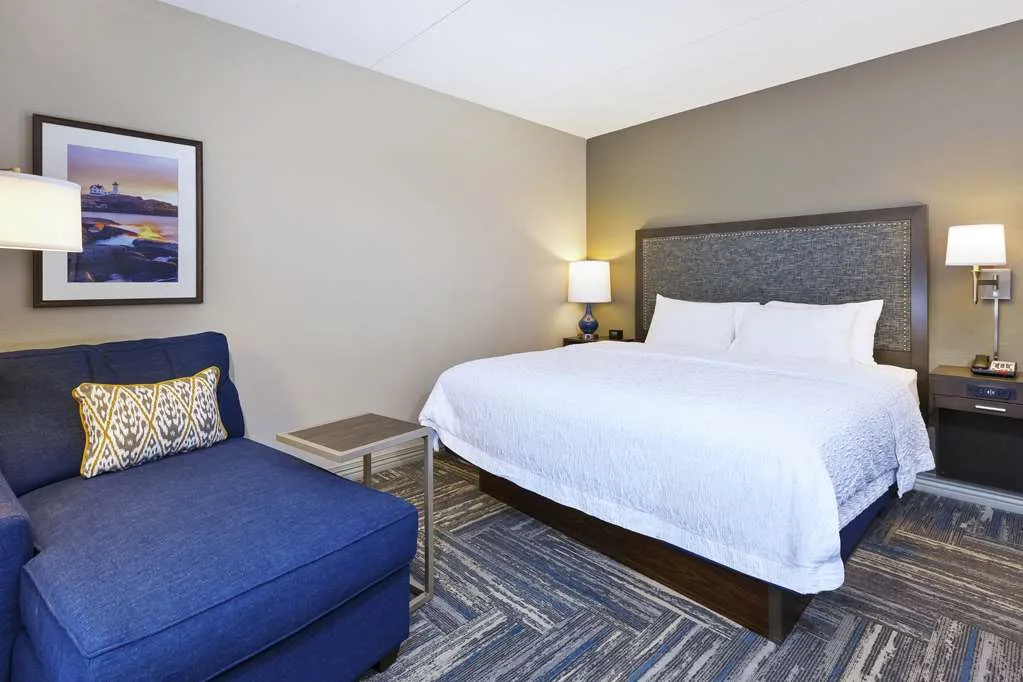 Hampton Inn & Suites Wells-Ogunquit — 3