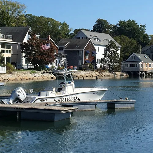 The Boathouse Waterfront Hotel — 5