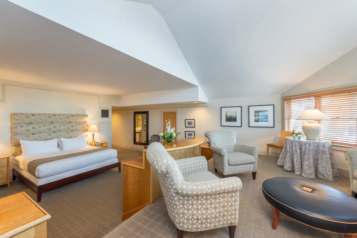 The Breakwater Inn
