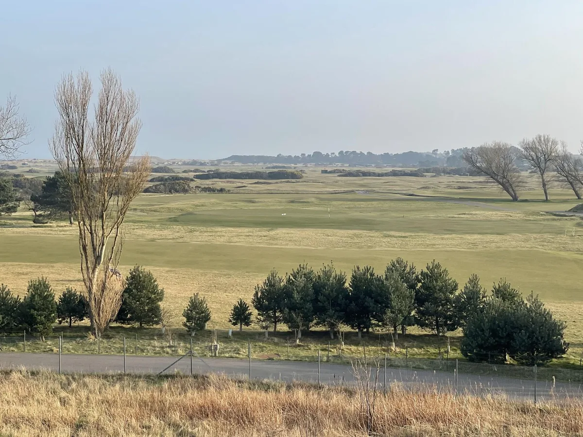 19th Hole Hotel