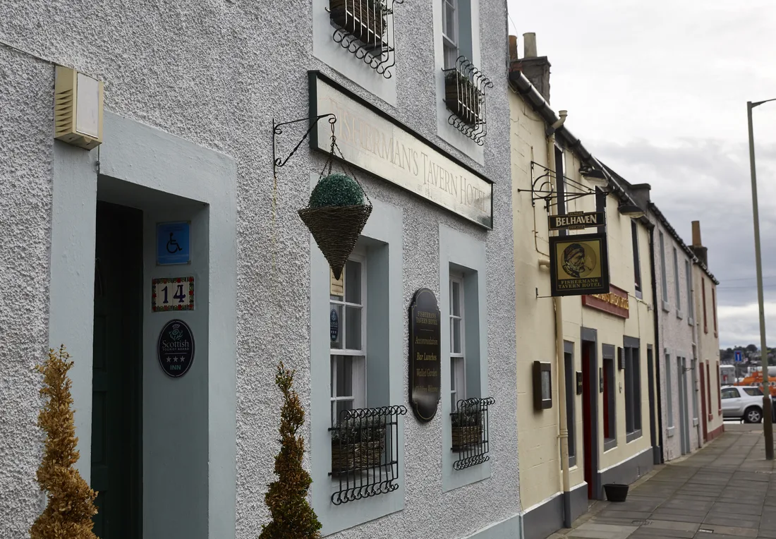 Fisherman's Tavern — 4