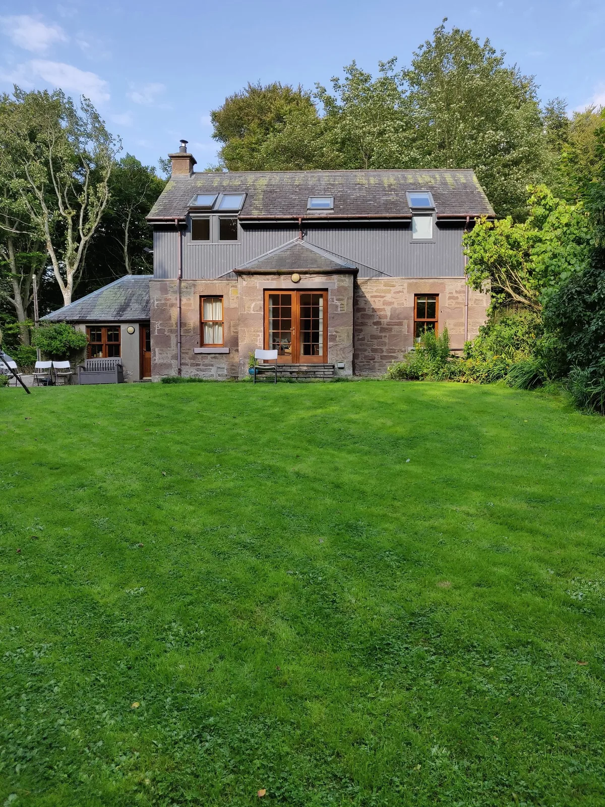 Monument Cottage — 2