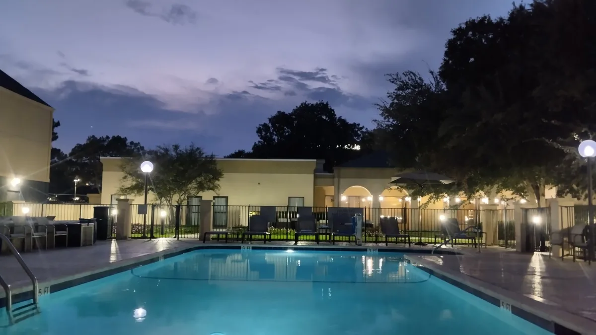 Fairfield by Marriott Inn & Suites Dallas Medical/Market Center