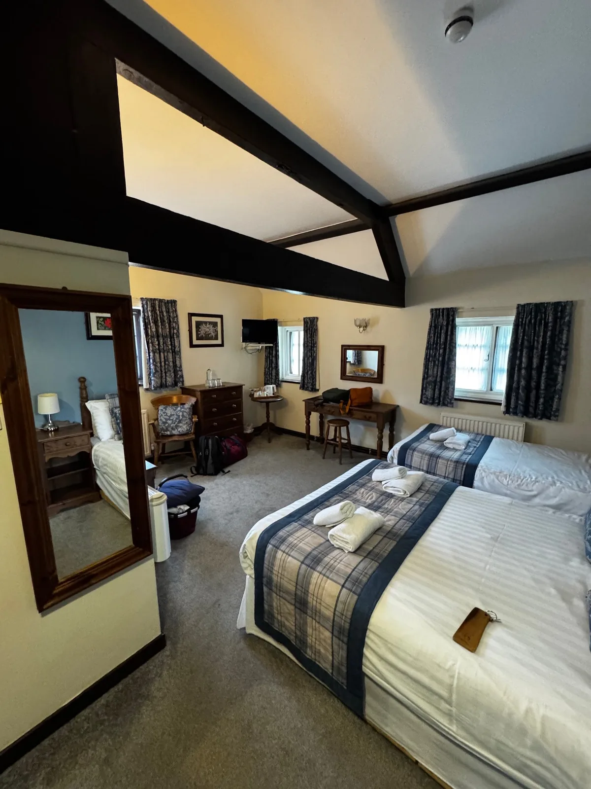 Greyhound Inn and Hotel Usk — 5